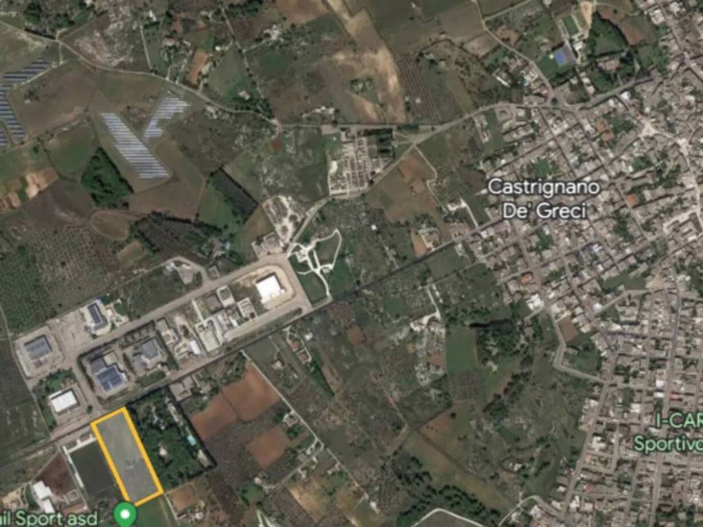 Terreno a Castrignano de' greci in Via Corigliano D'Otranto - Foto 3