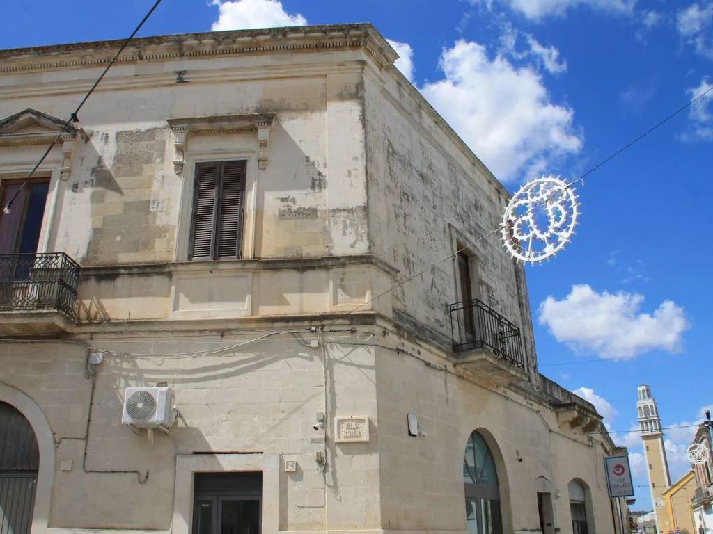 Palazzo / stabile a Caprarica di lecce in Via Iv Novembre - Foto 4