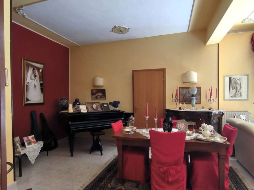 Appartamento a Caltanissetta in Viale Amedeo, 24 - Foto 5