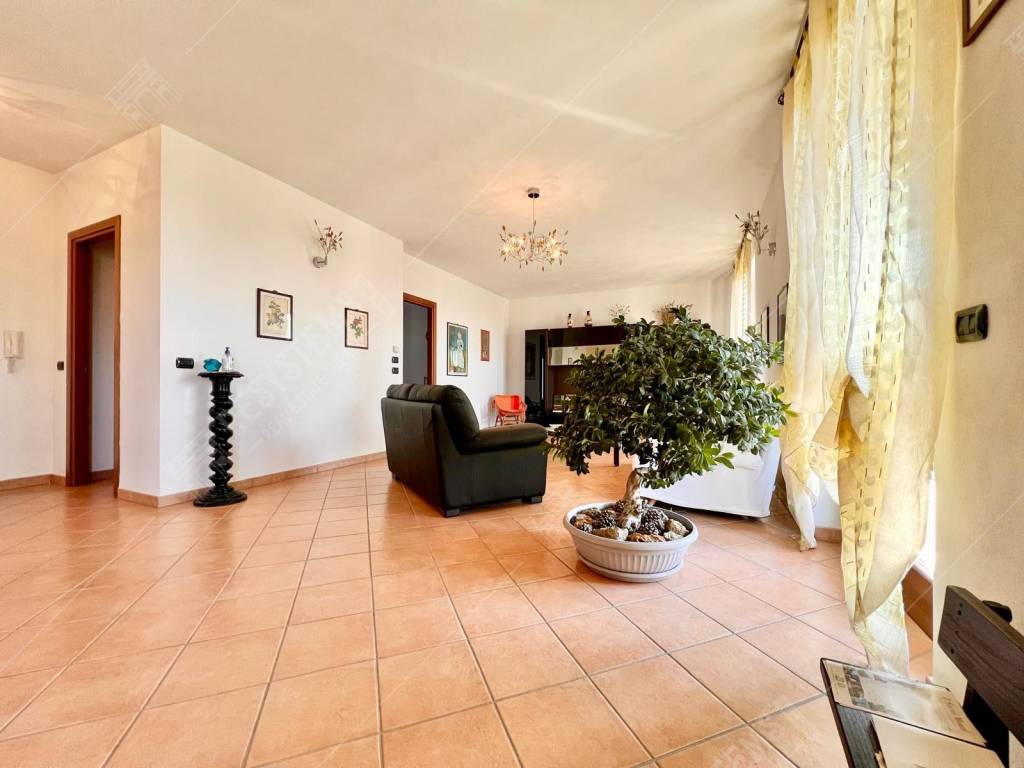 Villa a Moncalvo in Strada Madonnina Sorine Levante - Foto 2