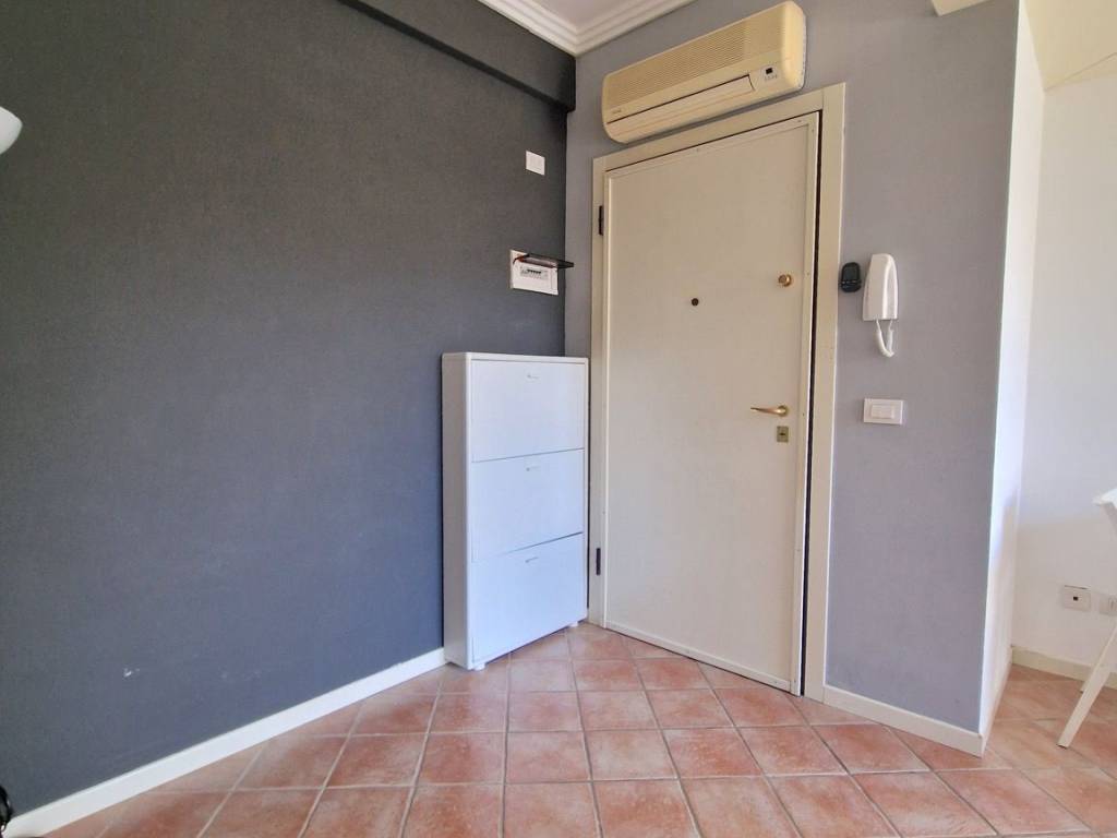 Appartamento a Riccione in Viale Alfredo Catalani, 11 - Foto 4