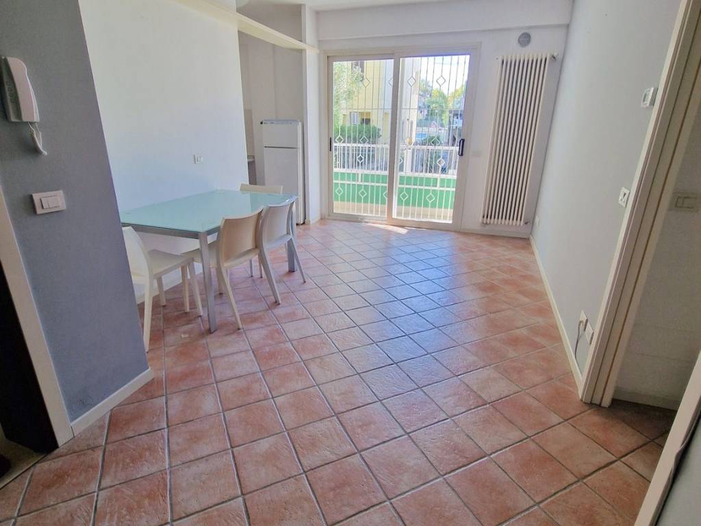 Appartamento a Riccione in Viale Alfredo Catalani, 11 - Foto 5