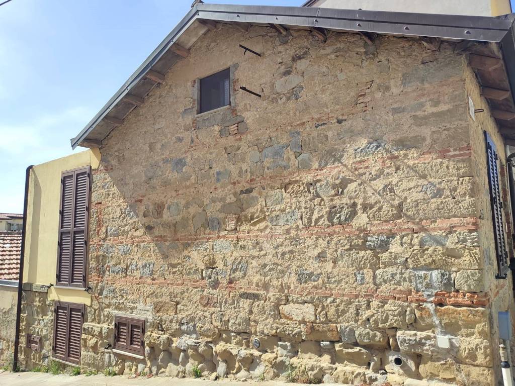Appartamento a Castell'umberto in Via Adua, 36 - Foto 2