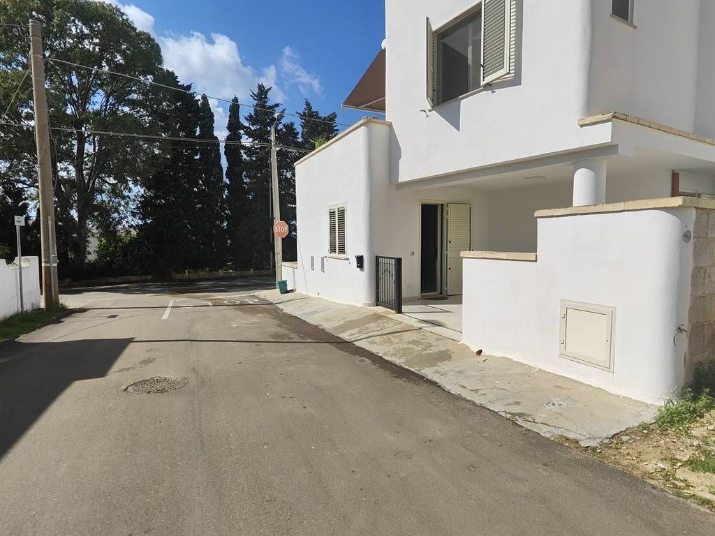 Villa a Salve in via Anna Magnani, - Foto 3
