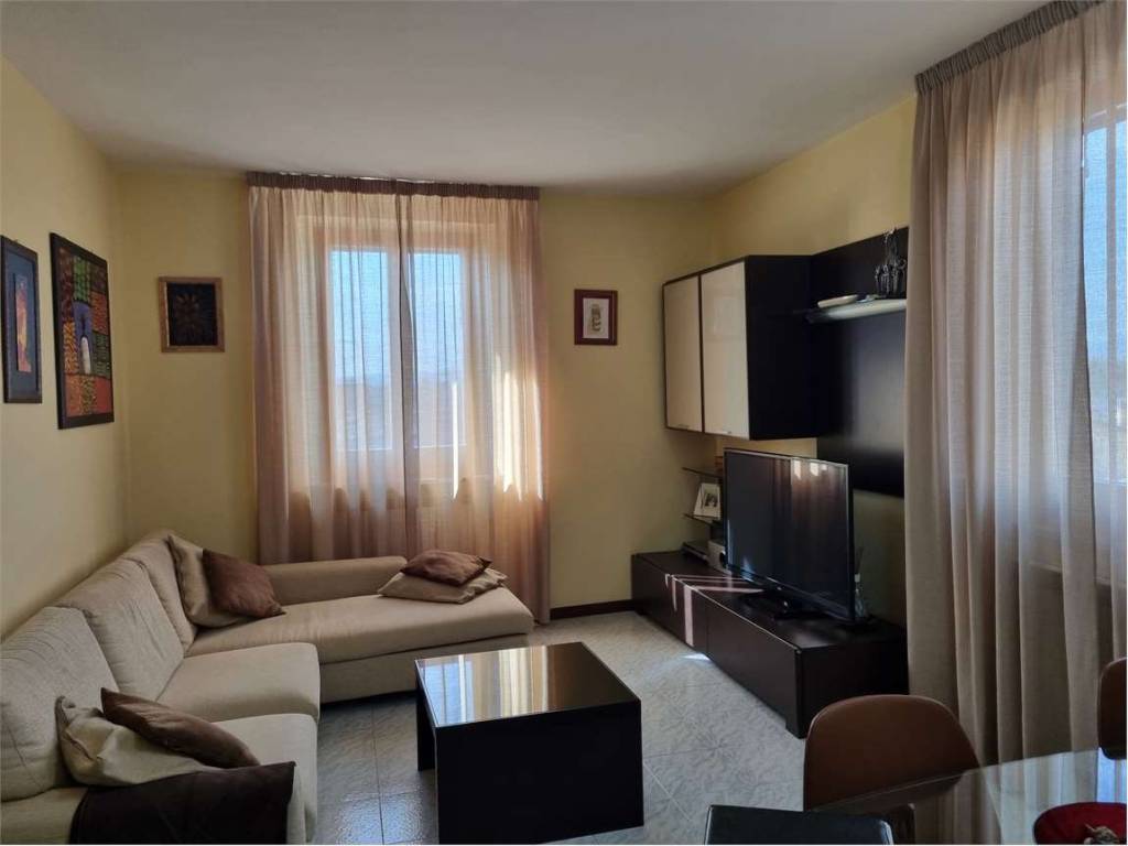 Appartamento a Bastia umbra in piazza umberto I - Foto 2