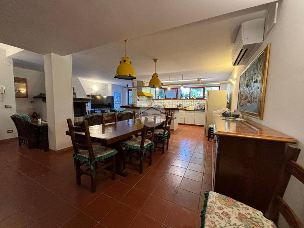 Villa a San benedetto del tronto in Via Morosini, 47 - Foto 5