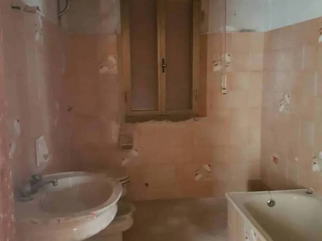 Casa indipendente a Santu lussurgiu in Via Vittorio Angius - Foto 3