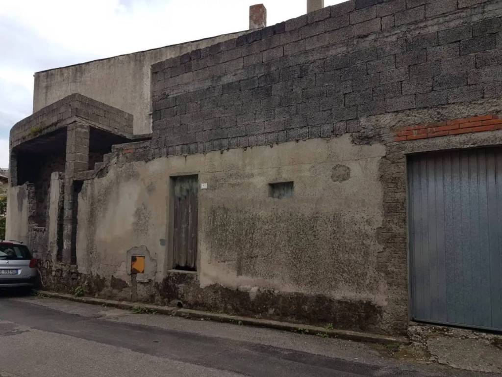 Casa indipendente a Santu lussurgiu in Via Vittorio Angius - Foto 4