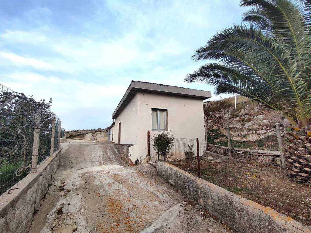 Casa indipendente a Ragusa in CONTRADA GALLA - Foto 3