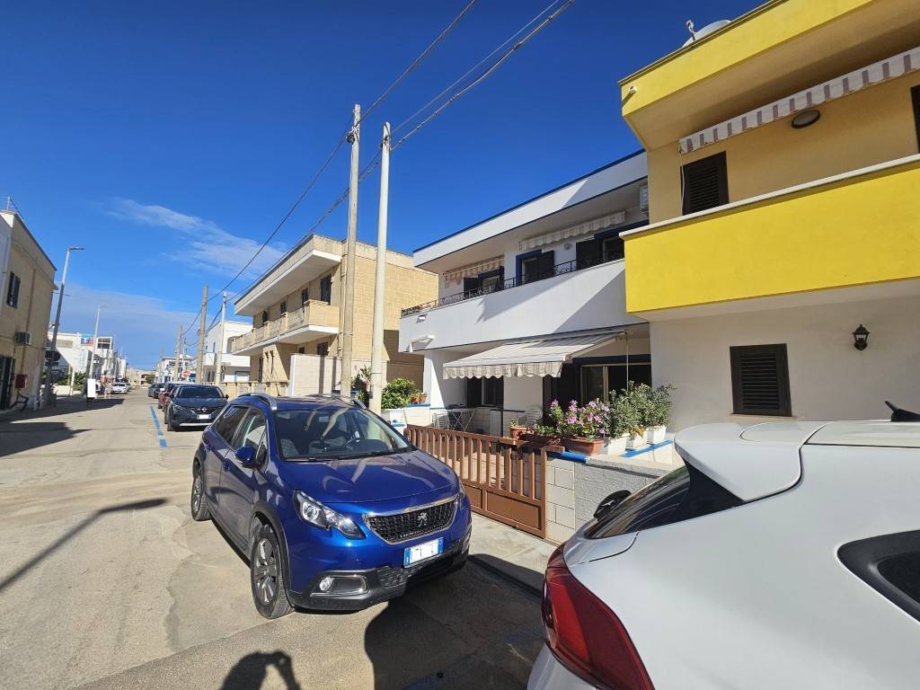 Villa a Salve in via G. Caboto, - Foto 2