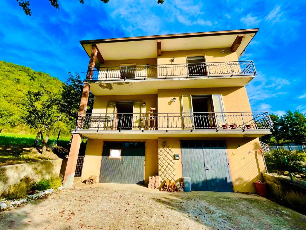 Villa a Bobbio - Foto 2