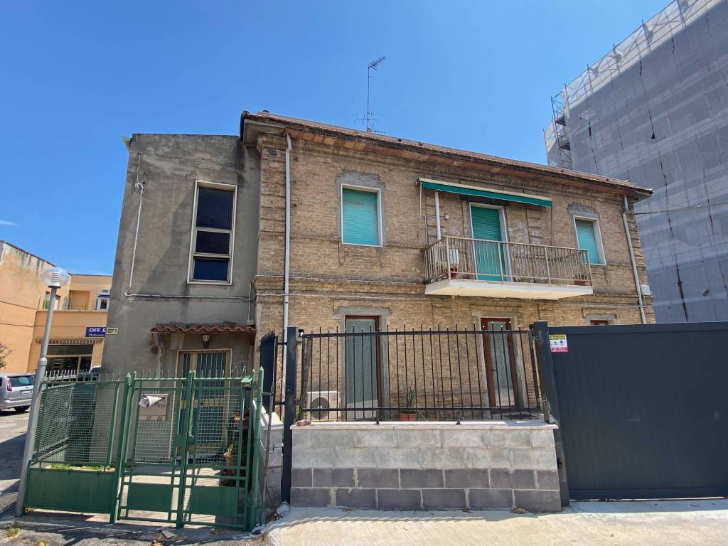Appartamento a Pescara in Viale Guglielmo Marconi - Foto 2