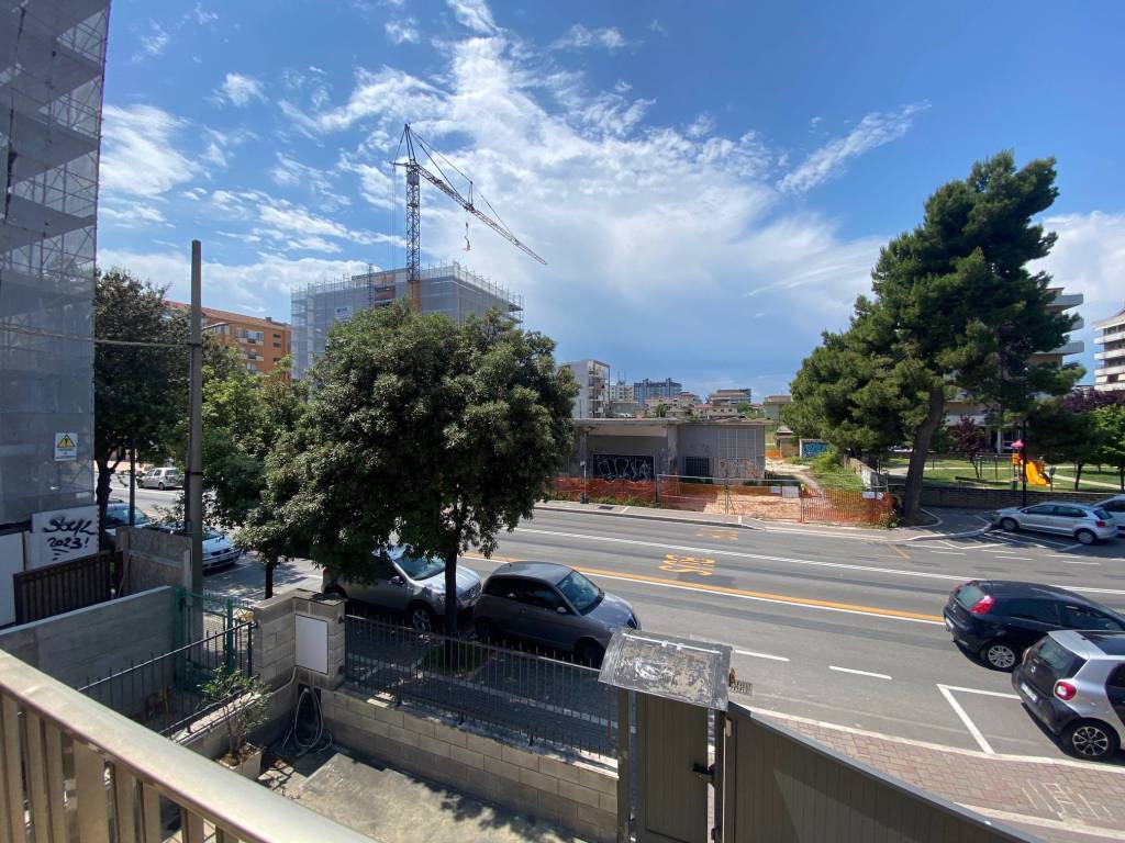 Appartamento a Pescara in Viale Guglielmo Marconi - Foto 4