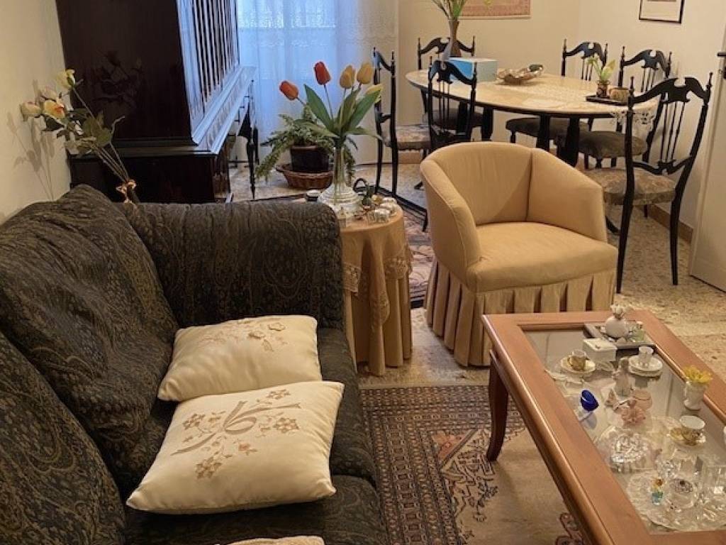Appartamento a Ragusa in Via Duca d'Aosta 67 - Foto 2