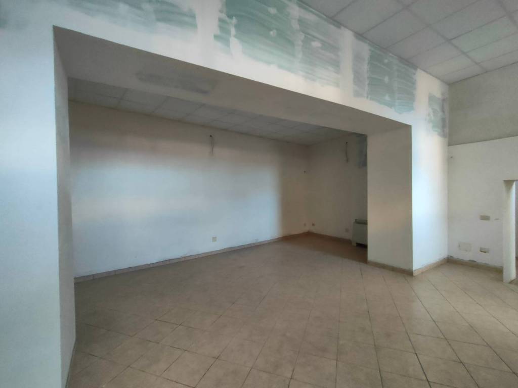 Immobile a Frosinone in Viale Cesare Battisti - Foto 2