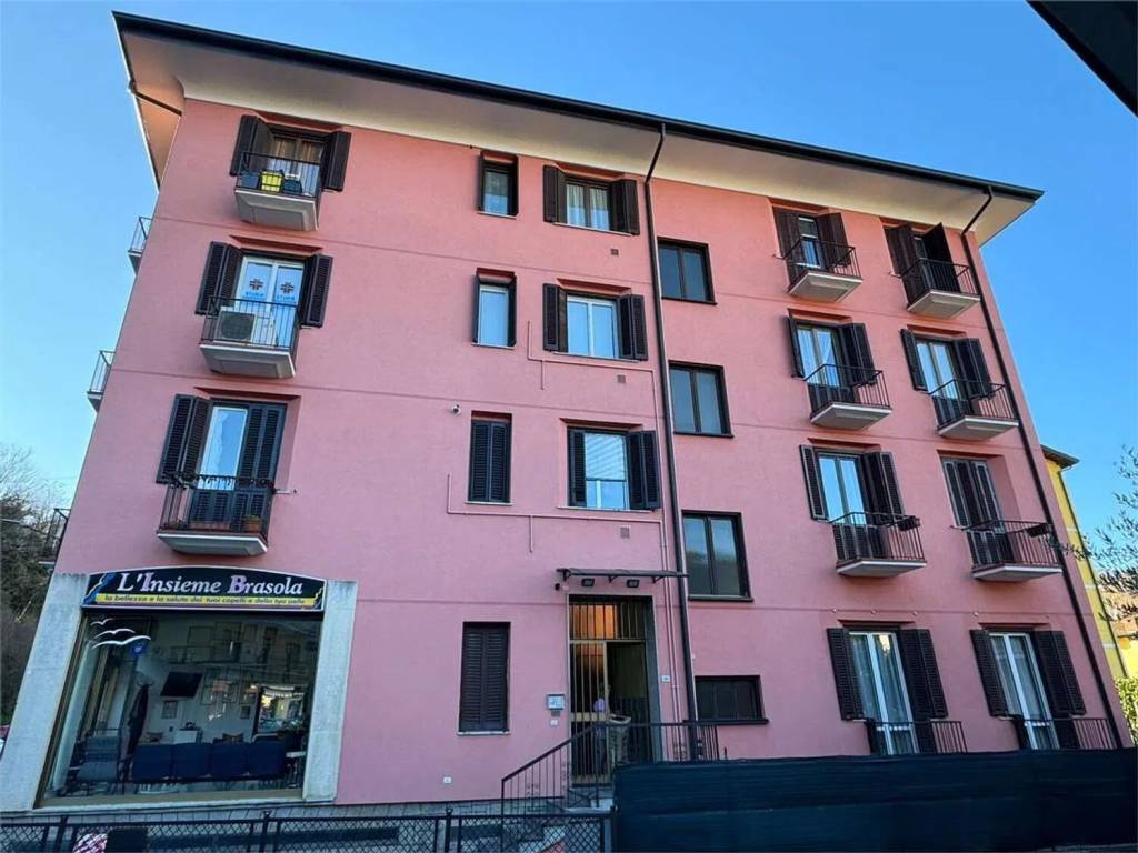 Appartamento a Porto ceresio - Foto 2