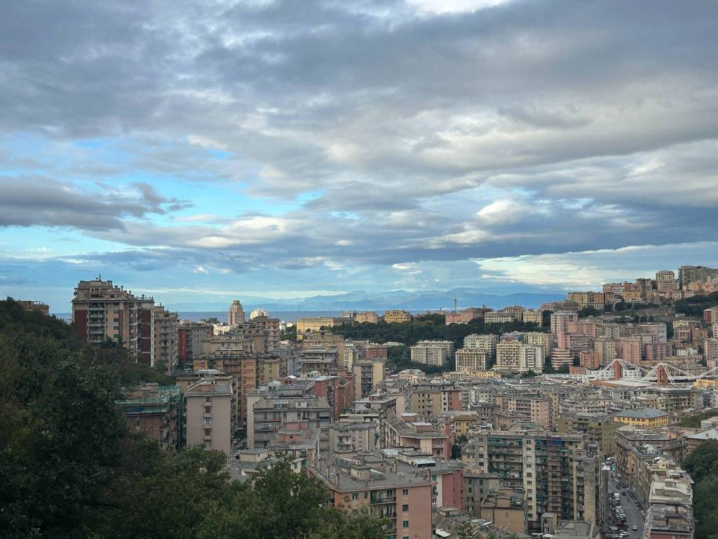 Attico / mansarda a Genova in Via Stefanina Moro, 121 - Foto 3