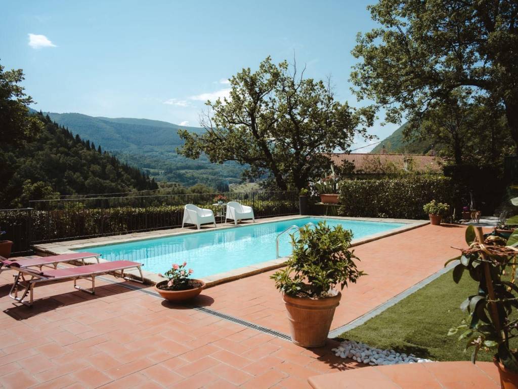 Villa a Vaiano in Via di Grisciavola - Foto 2