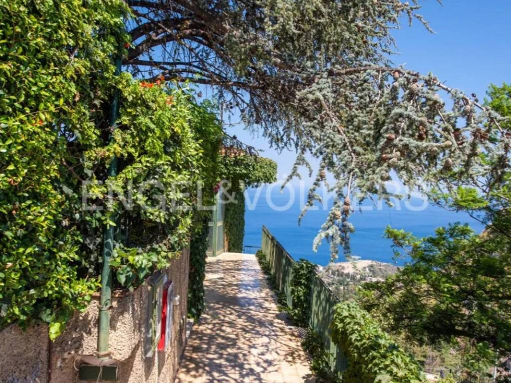 Appartamento a Taormina in Via Leonardo da Vinci, 72 - Foto 3