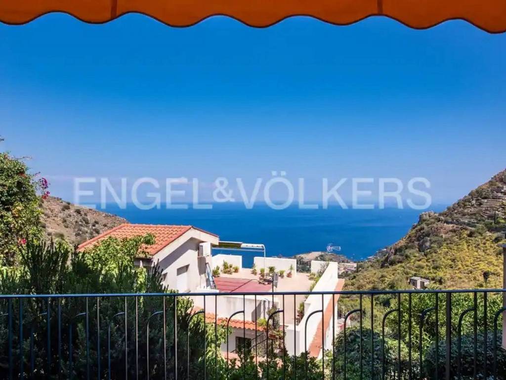 Appartamento a Taormina in Via Leonardo da Vinci, 72 - Foto 5