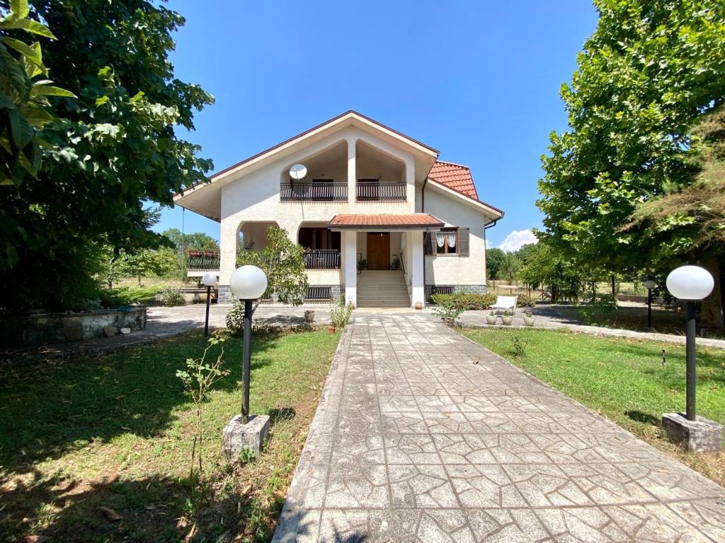 Villa a Ceprano in Via Molete, 11 - Foto 2