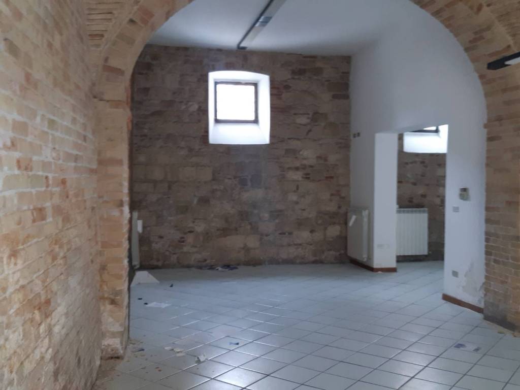 Immobile a Ascoli piceno in falcone e borsellino - Foto 5