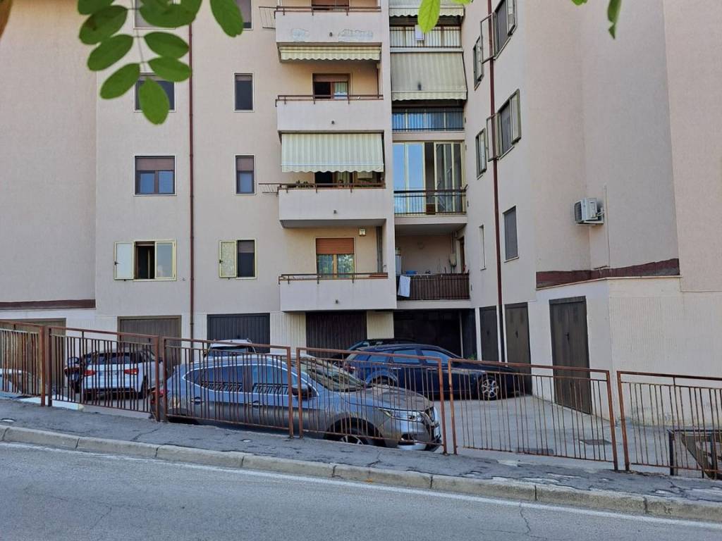 Appartamento a Chieti in Via Gioacchino Rossini, 3 - Foto 4