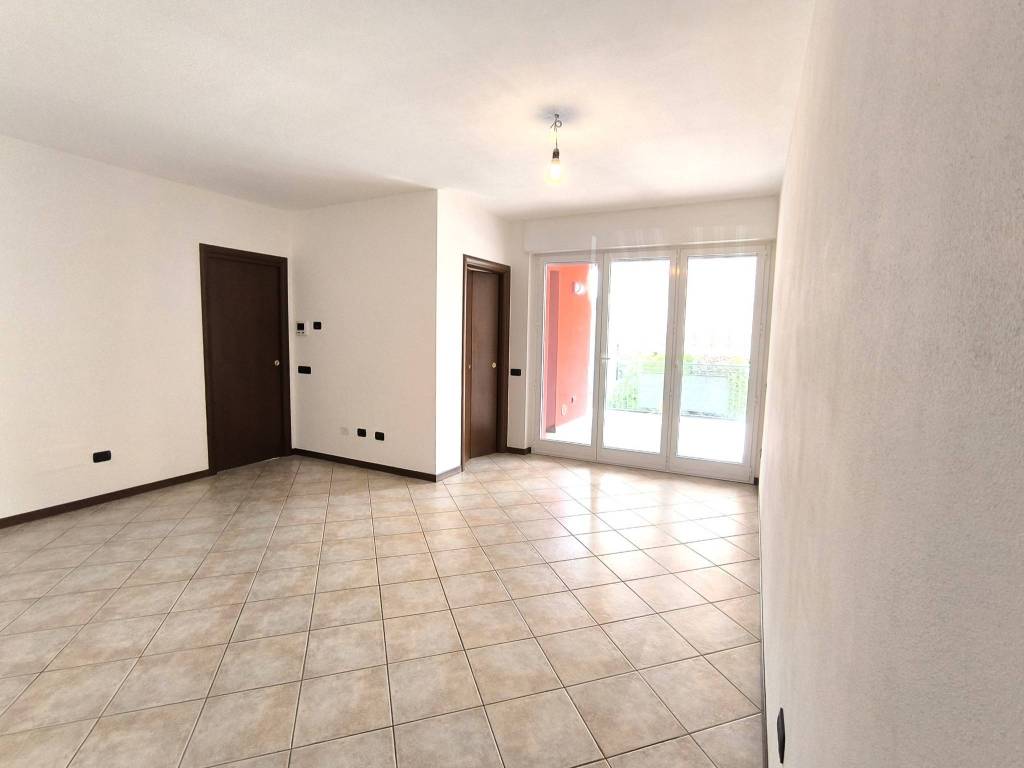 Appartamento a Carnago in Via Giuseppe Garibaldi, 15 - Foto 3