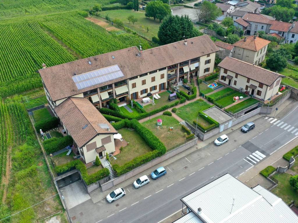 Appartamento a Casatenovo in via Dante Alighieri - Foto 3