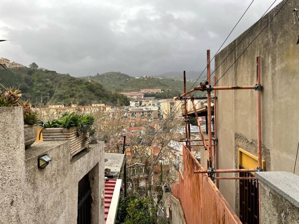 Appartamento a Messina in Via Crotone - Foto 2