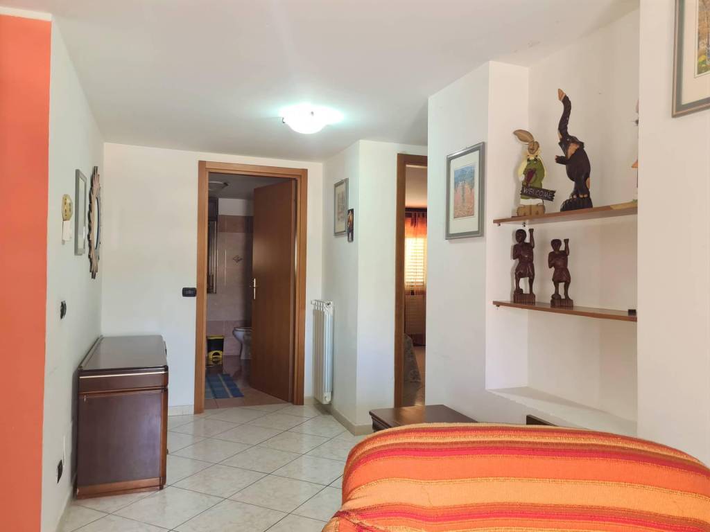 Appartamento a Catanzaro in viale Crotone - Foto 4