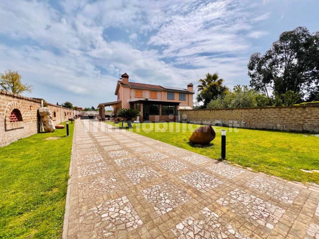 Villa a Nepi in Via Tomaso Albinoni - Foto 4
