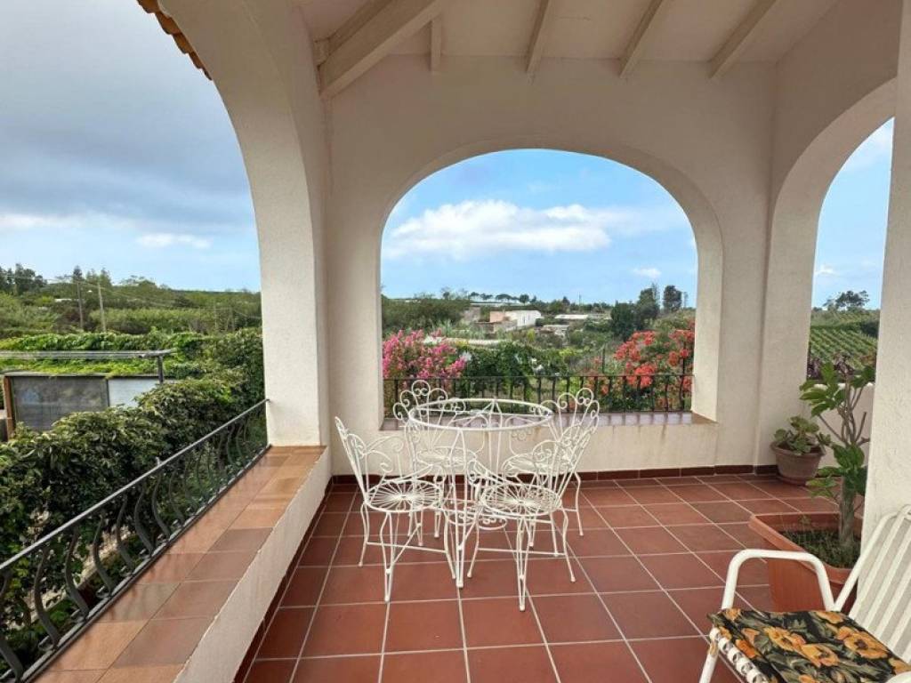 Villa a Lipari in VIA CAOLINO/CONTRADA CASTELLARO, snc - Foto 4