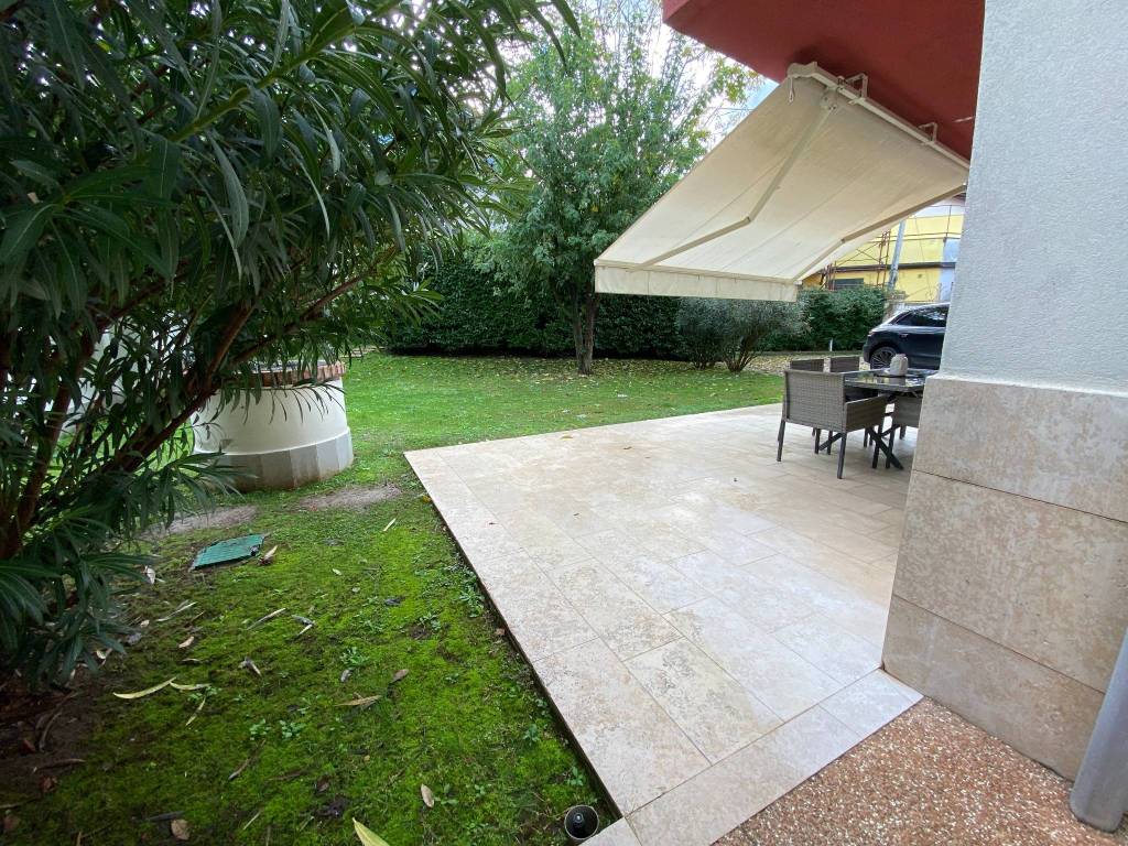 Villa a Peschiera del garda - Foto 2