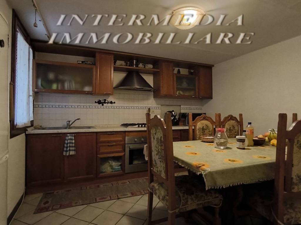 Casa indipendente a Cavriglia in Via delle Cantine - Foto 4