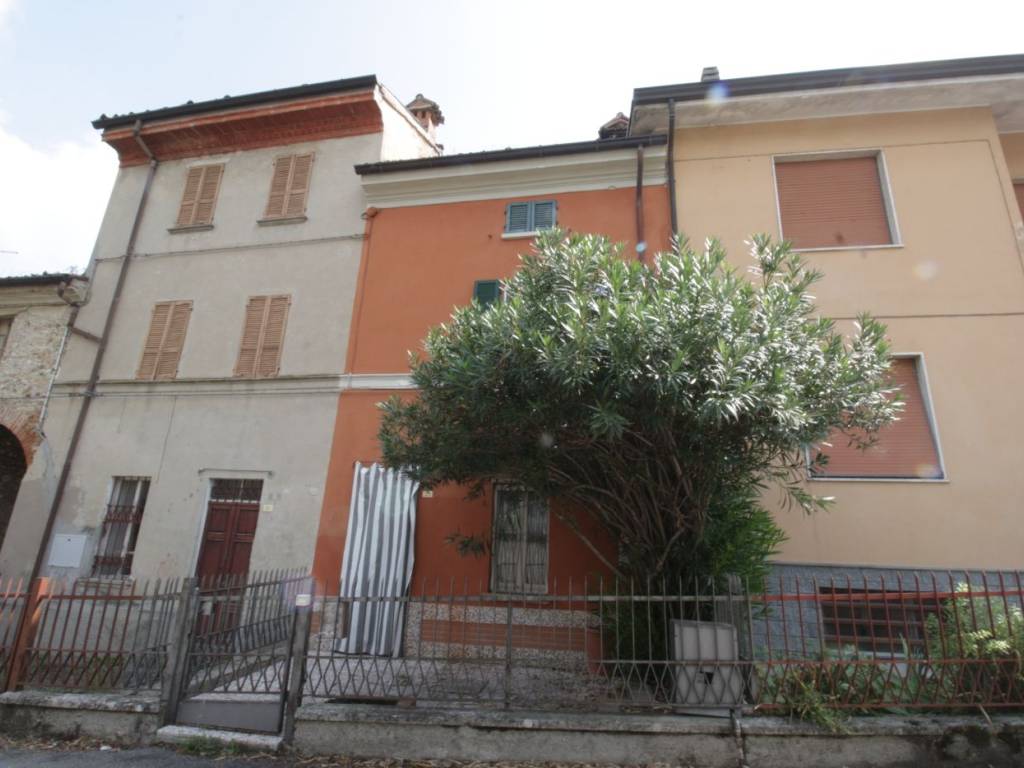 Casa indipendente a Ziano piacentino in Località Seminò - Foto 2