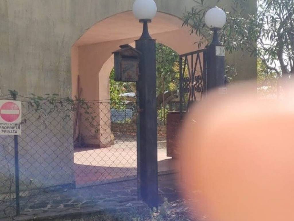 Casa indipendente a Sorano in Strada Provinciale Montevitozzo - Foto 5