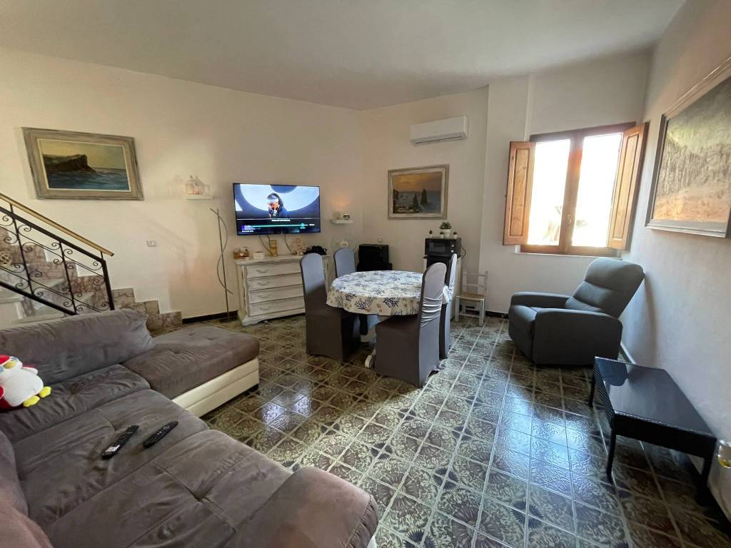 Appartamento a Carloforte in Via Castello - Foto 4