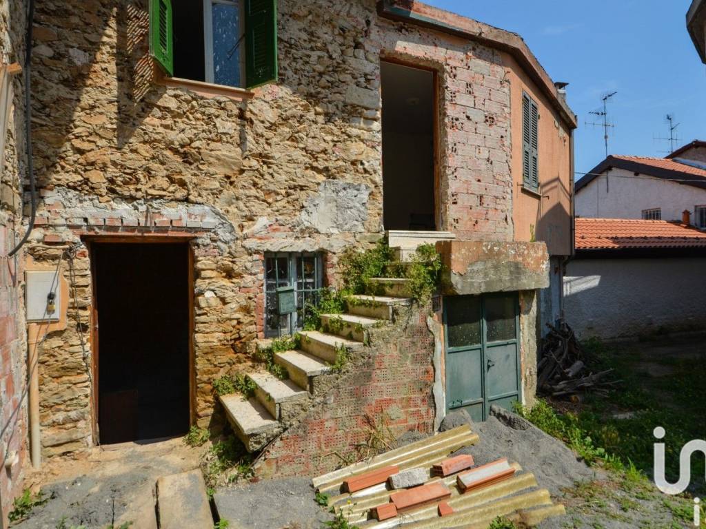 Casa indipendente a Cairo montenotte in Frazione Rocchetta - Foto 2