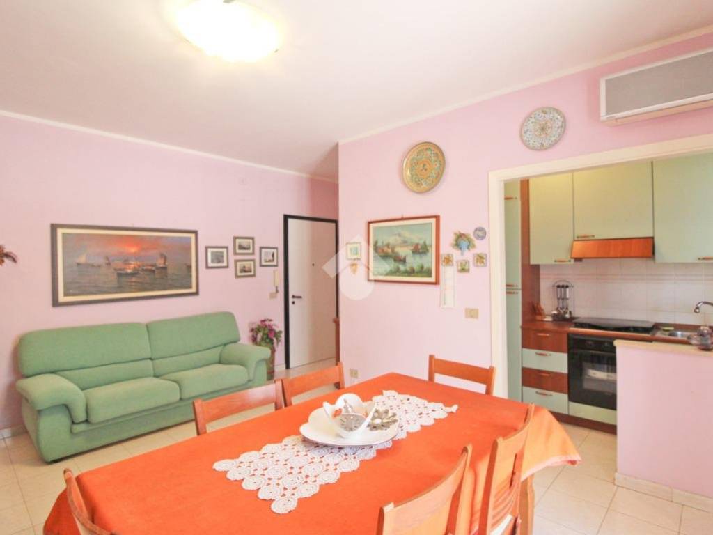Appartamento a Campomarino in Via Don L. Sturzo, 74 - Foto 4