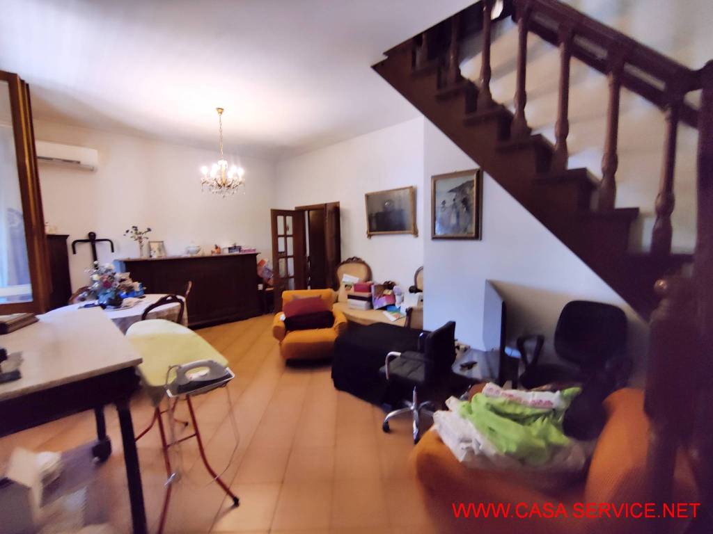 Villa a Montevarchi in Via Aretina - Foto 2