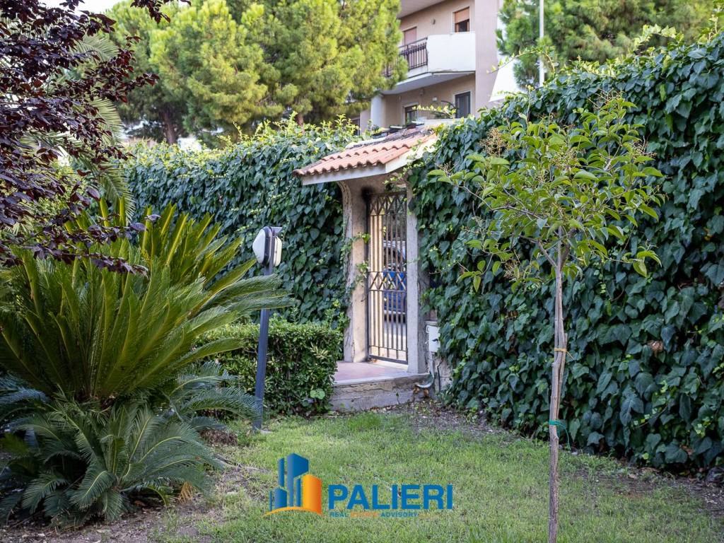 Villa a Trani in Via Vittorio Malcangi - Foto 2