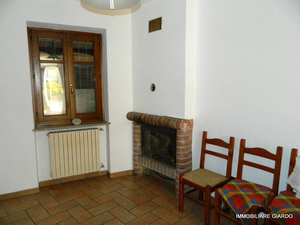 Casa indipendente a Buttigliera d'asti in Via Camillo Benso di Cavour, 42 - Foto 4