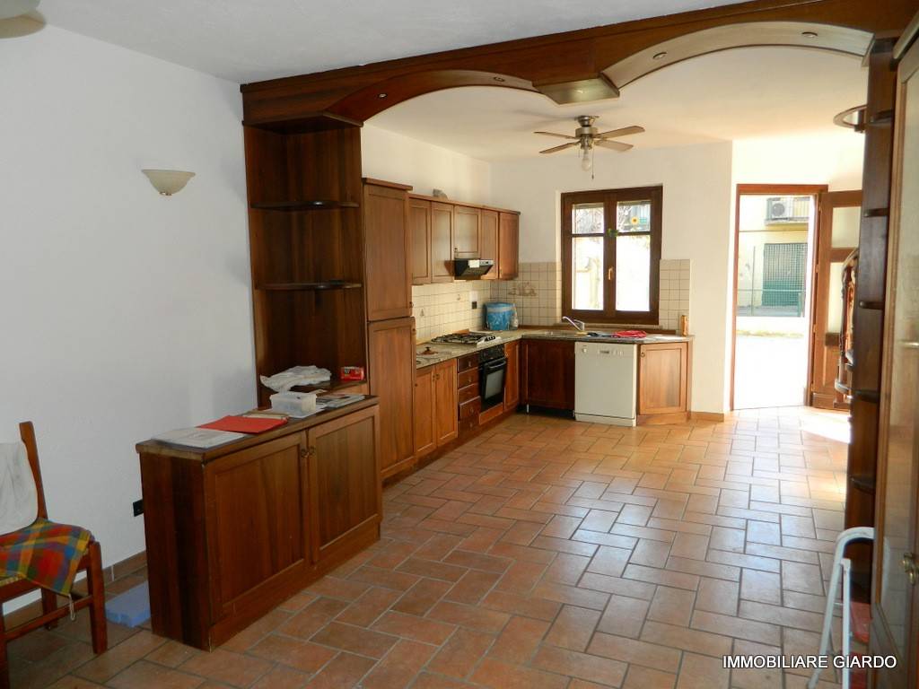 Casa indipendente a Buttigliera d'asti in Via Camillo Benso di Cavour, 42 - Foto 5