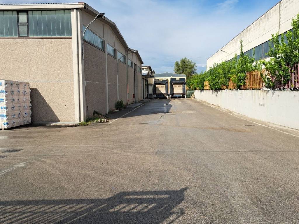 Immobile a Caserta in Viale Enrico Mattei - Foto 2