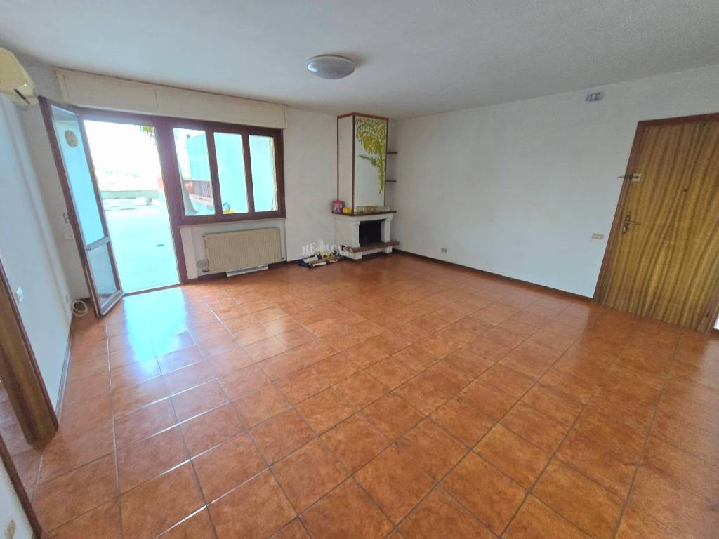 Appartamento a Monteprandone in Via Tirreno, 7 - Foto 2