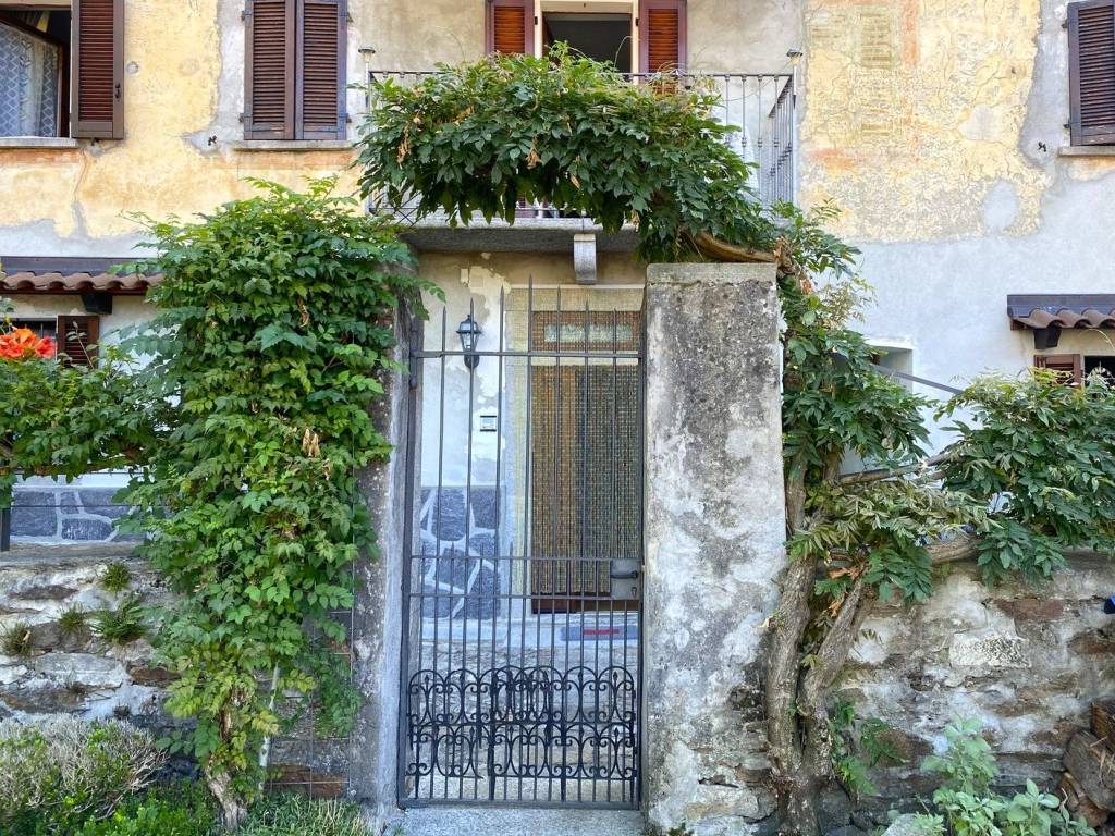 Villa a Trarego viggiona in Via per Viggiona - Foto 4