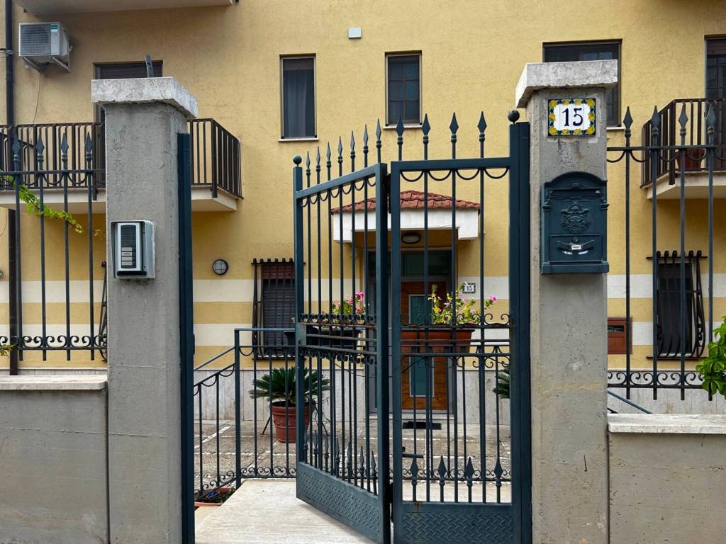 Villa a Castellammare del golfo in Via Rosario Livatino, 15 - Foto 4