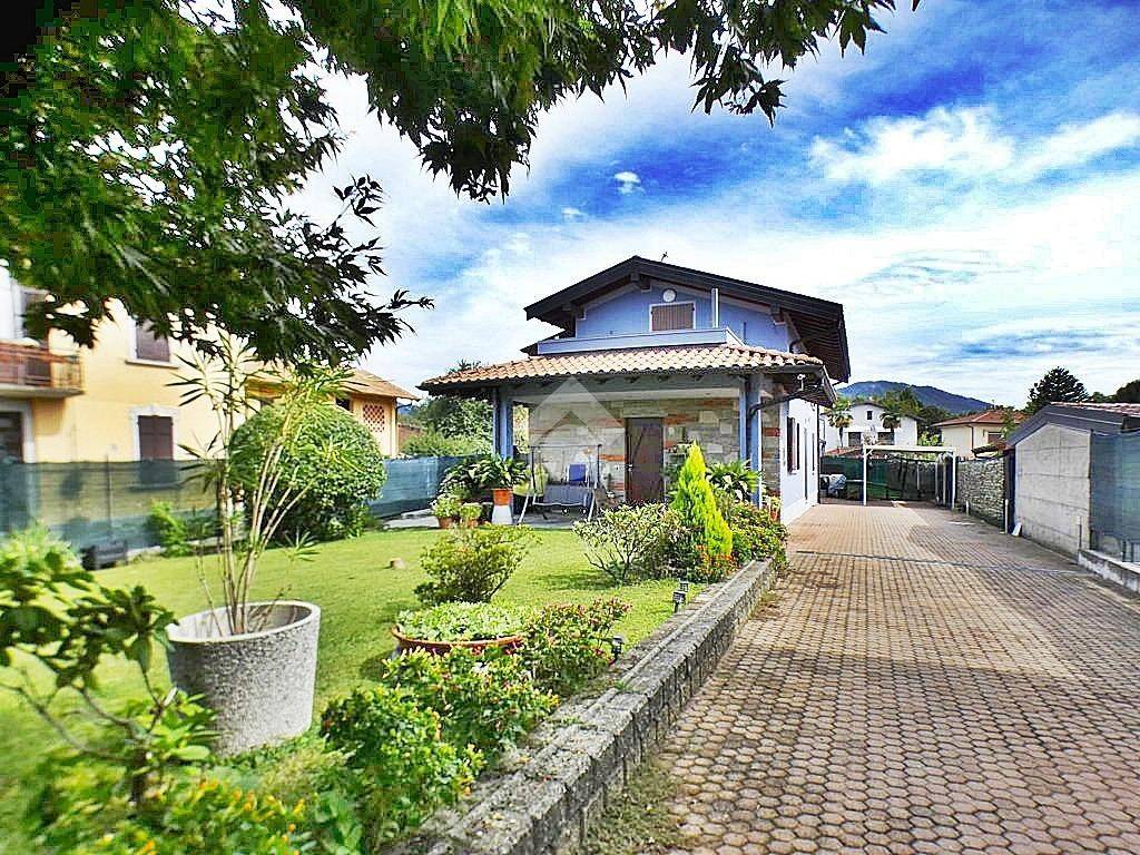 Villa a Sangiano in Via Giuseppe Garibaldi, 2 - Foto 3