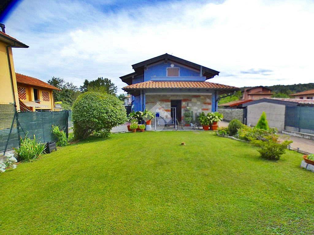 Villa a Sangiano in Via Giuseppe Garibaldi, 2 - Foto 5